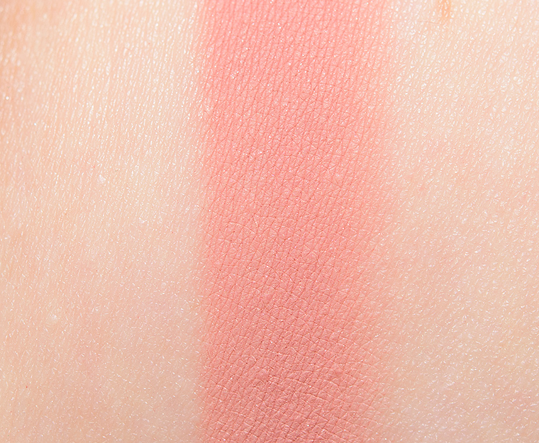 <p class="text-center">Dandy Lions Parfait Matte Eyeshadow</p>
