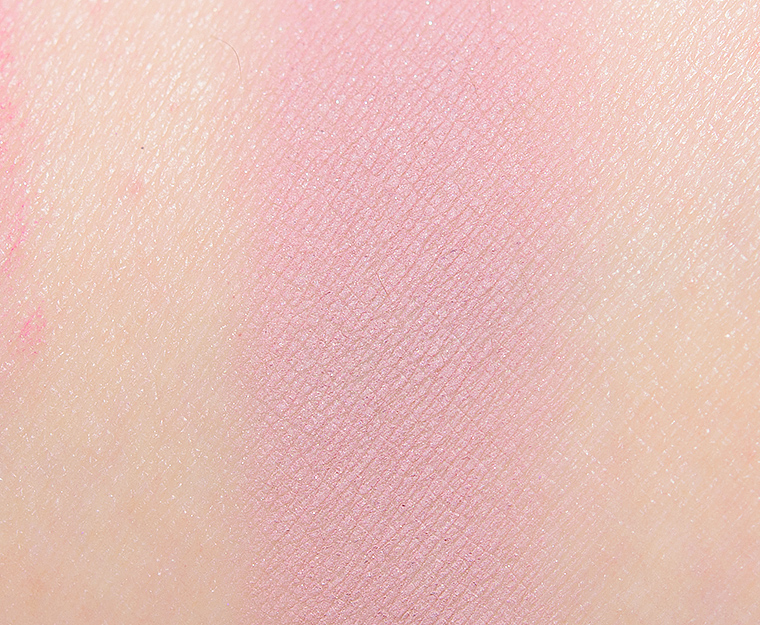 <p class="text-center">Dandy Lions Primrose Matte Eyeshadow</p>