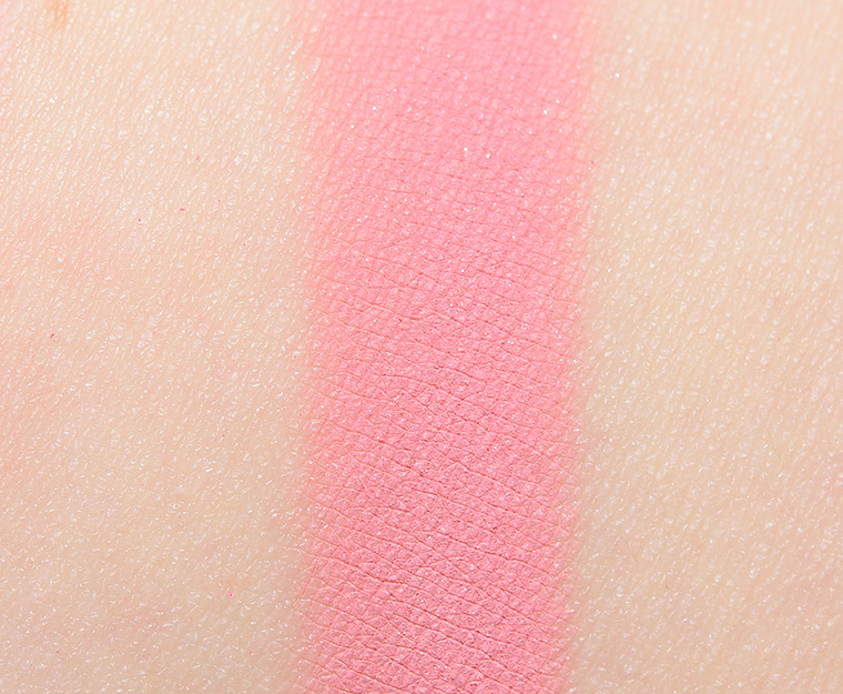 <p class="text-center">Dandy Lions Sweet Scent Matte Eyeshadow</p>