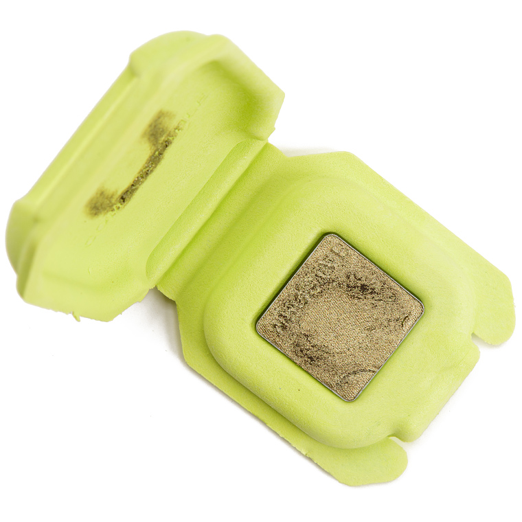 <p class="text-center">Half Magic Lil Deranged Eyeshadow</p>