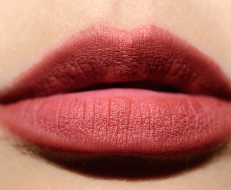 <p class="text-center">NARS Be My Girl Powermatte Lipstick</p>