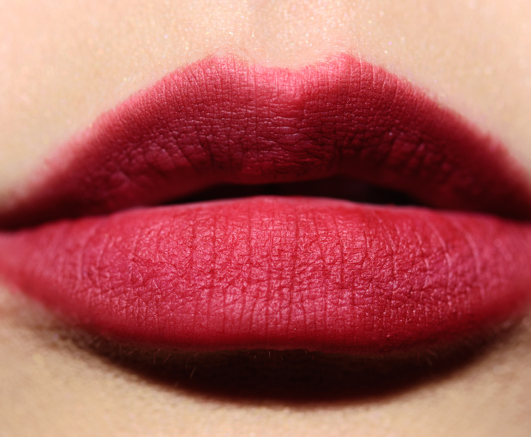<p class="text-center">NARS Get Lucky Powermatte Lipstick</p>