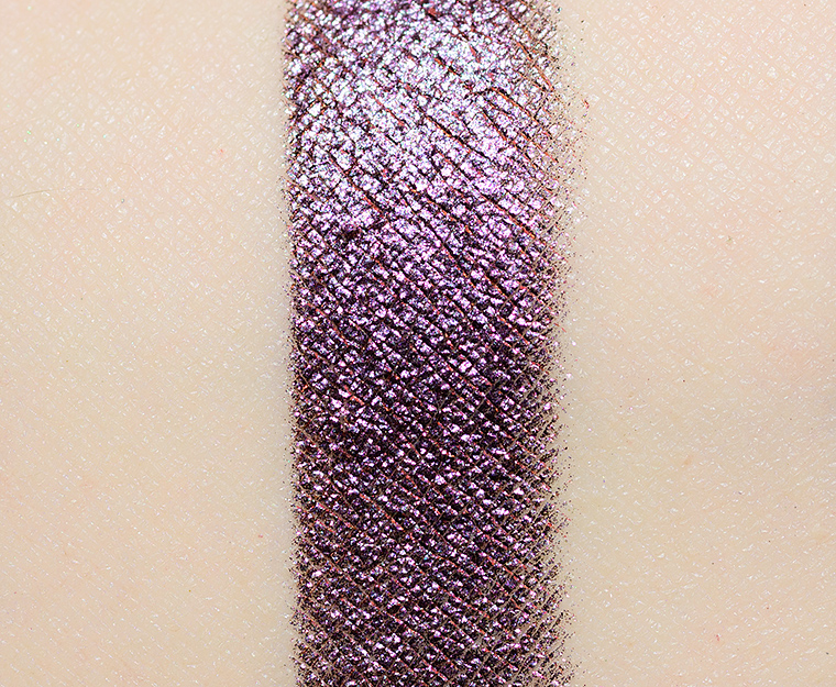 <p class="text-center">Danessa Myricks Powerful Lightwork Eyeshadow</p>