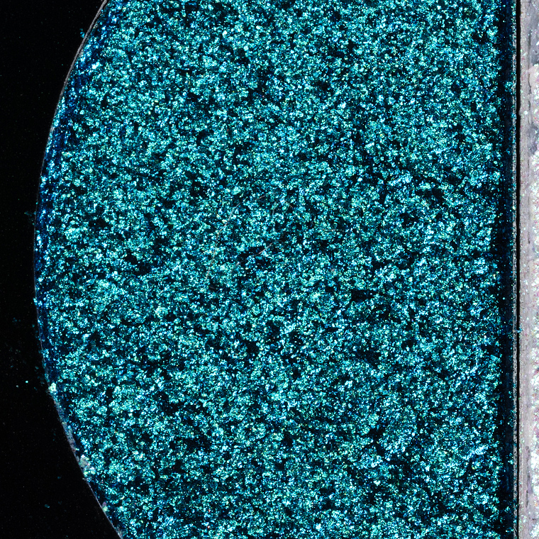 <p class="text-center">Danessa Myricks Strong Lightwork Eyeshadow</p>