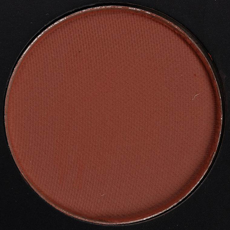<p class="text-center">Pat McGrath Blooming Sienna EYEdols Eyeshadow</p>