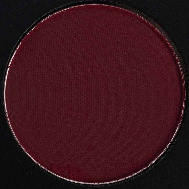 <p class="text-center">Pat McGrath Midnight Cherry EYEdols Eyeshadow</p>