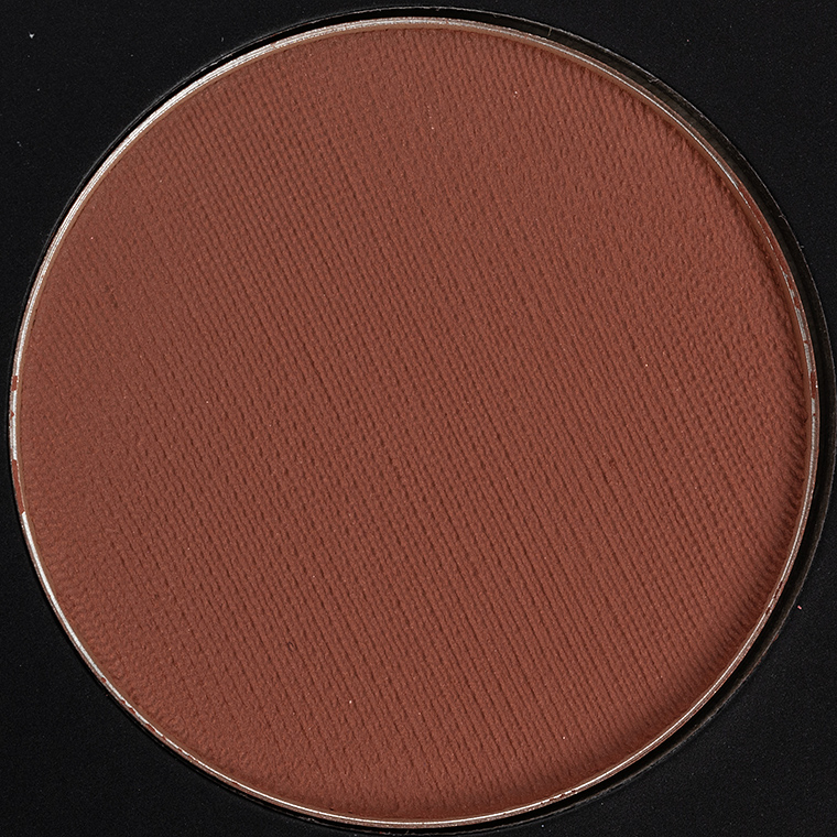 <p class="text-center">Pat McGrath Serene Sienna EYEdols Eyeshadow</p>