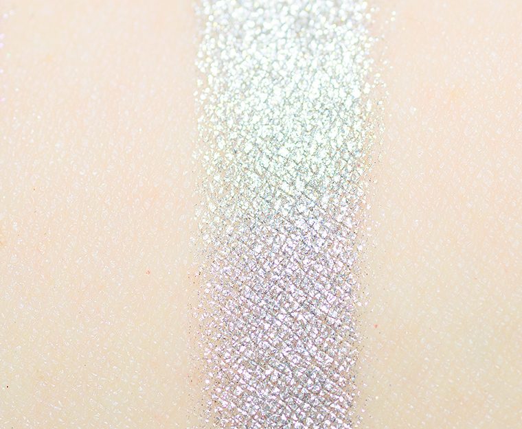 <p class="text-center">Rabanne 1969 Eyephoria Eyeshadow</p>