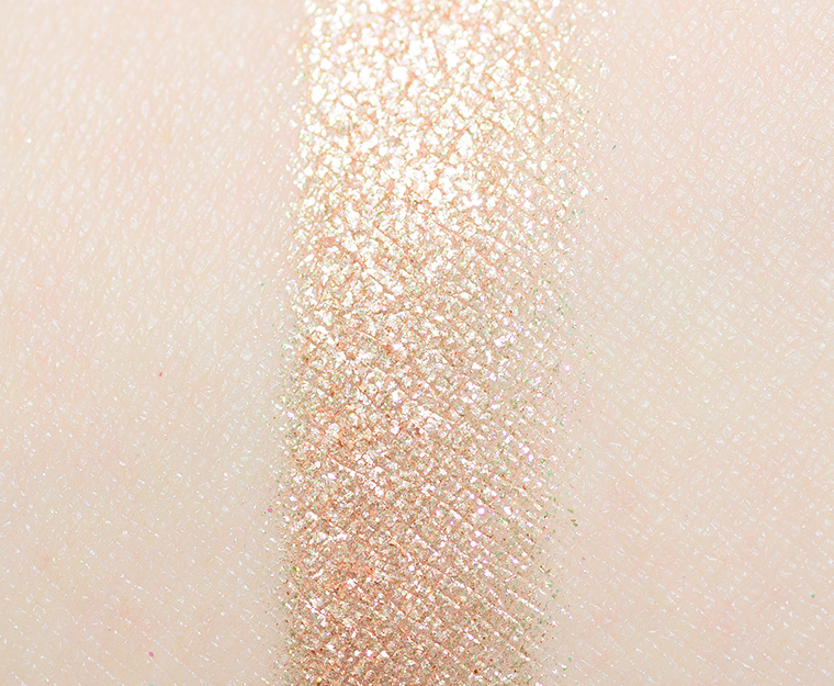 <p class="text-center">Rabanne Chic Eyephoria Eyeshadow</p>
