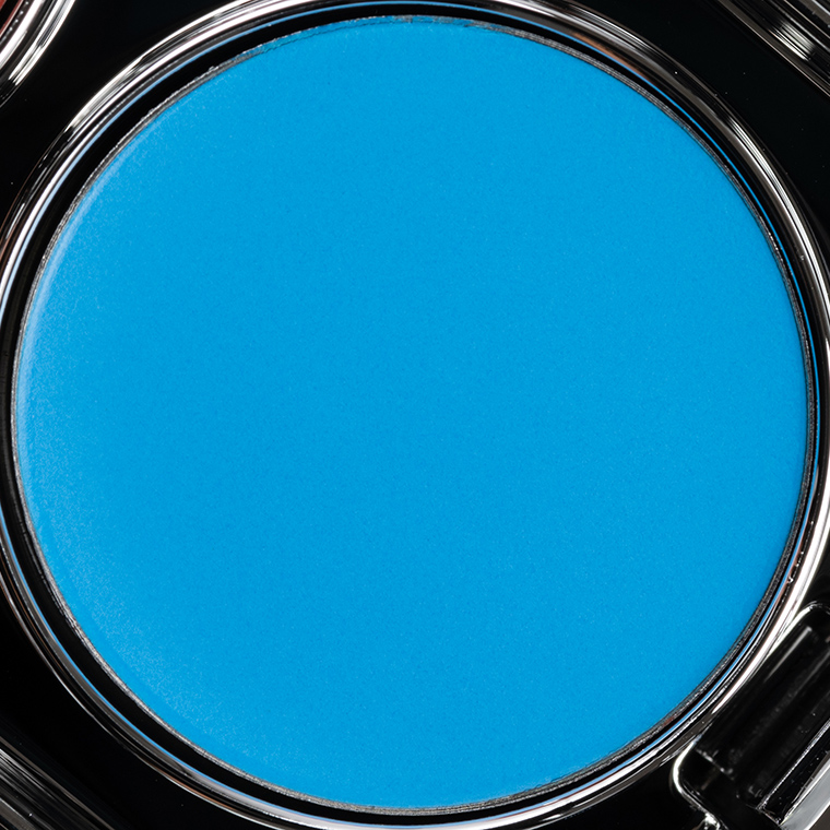 <p class="text-center">Rabanne Optical Blue Eyephoria Cream Eyeshadow</p>