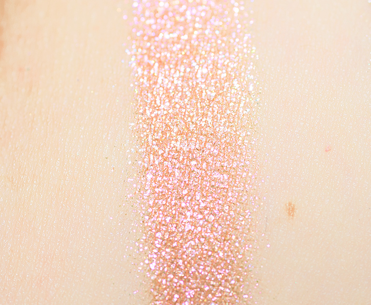 <p class="text-center">Rabanne Second Wife Eyephoria Eyeshadow</p>