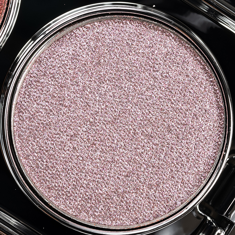<p class="text-center">Rabanne Zoom Call Eyephoria Eyeshadow</p>