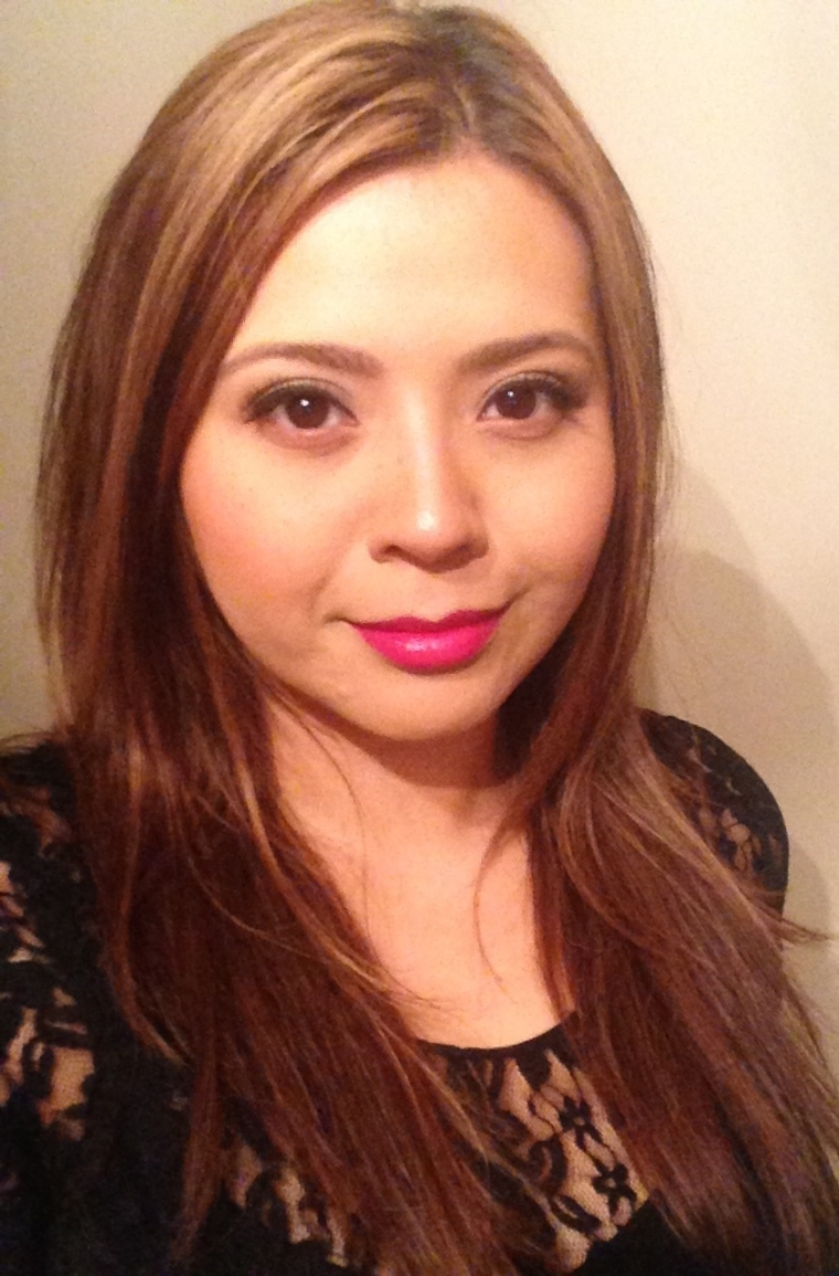 Neutral eyes/bright lip