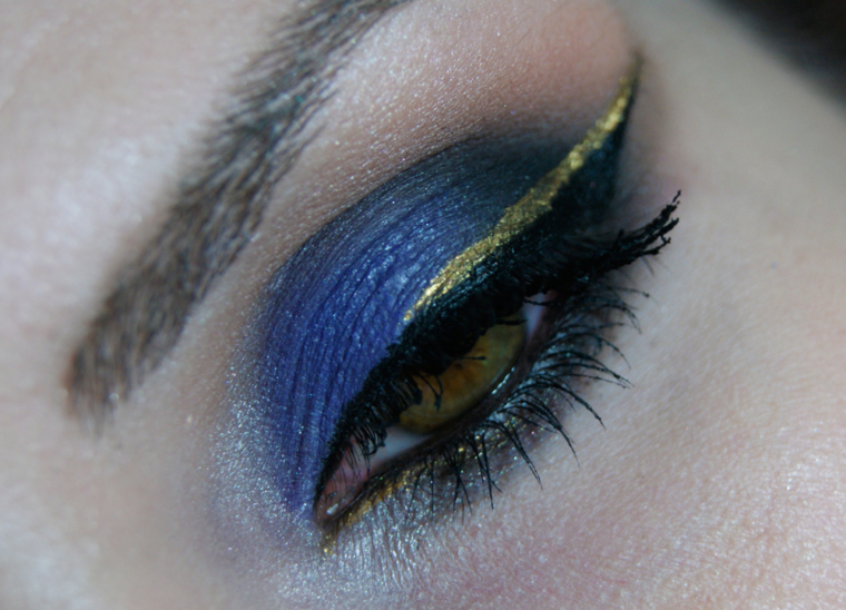 Purple w/ Double Winged Eye Liner