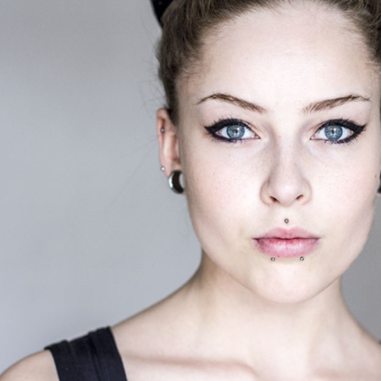 Charming cat-eyes