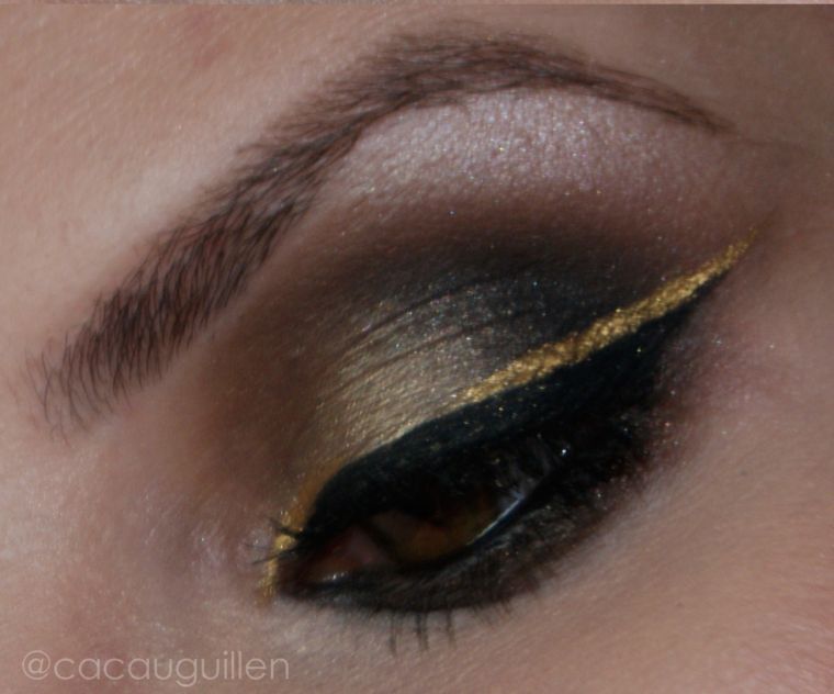 Smokey Eye with Double Winged Eye Liner