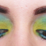 Tropical Green Gradient With Blue Eyliner
