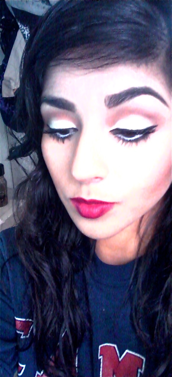 Cut Crease ft MAC Rebel Lipstick