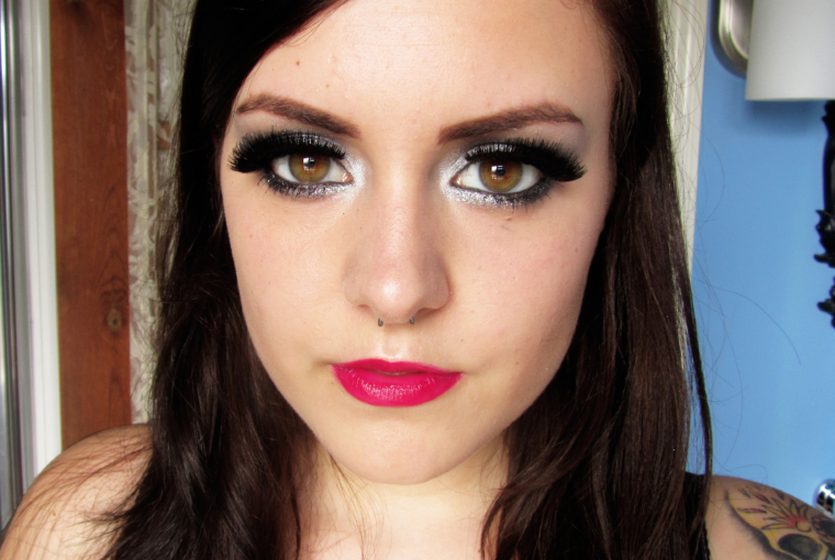 Silver Smokey Eye