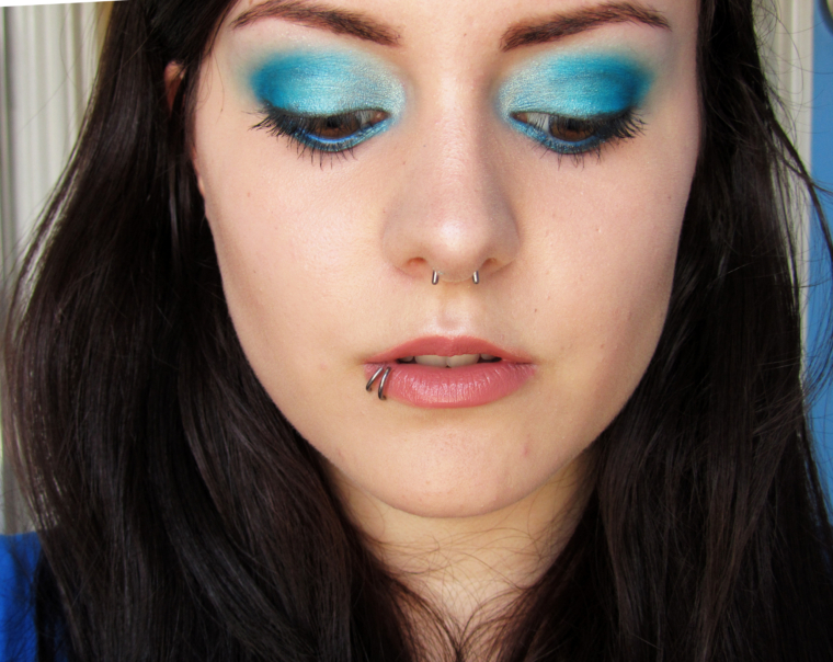 Blue Eyeshadow & Nude Lip