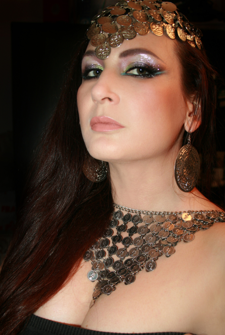 Arabic Make Up (Stylized)