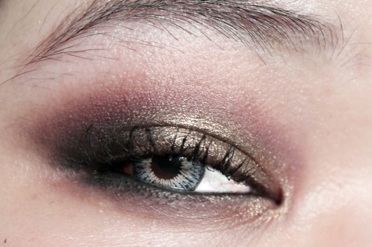 Golden Smokey Eyes