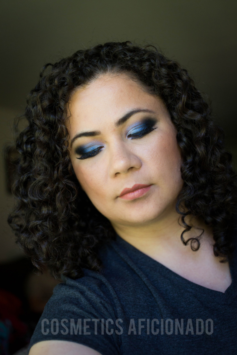 Dramatic Blue Smoky Eyes