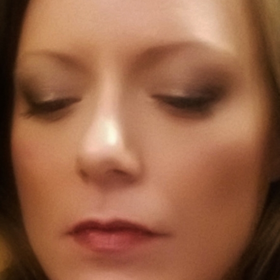 Dusty Taupe Eye + Berry Lip