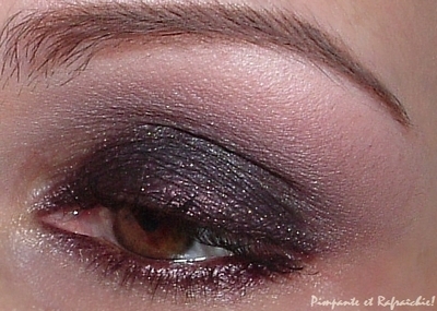 Smoky Eyes 100% Naked 3 With Blackheart