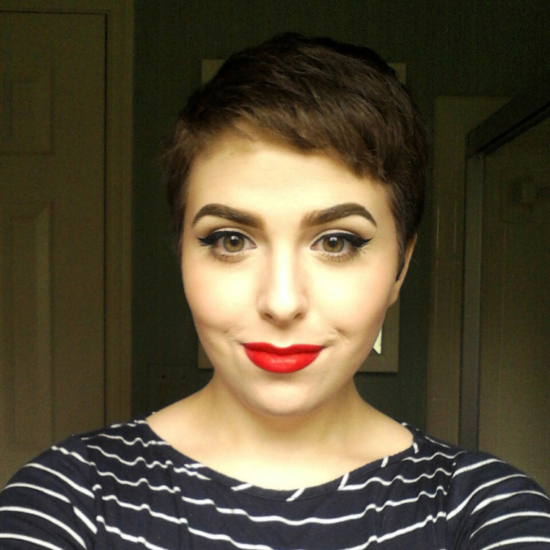 Classic Pin-Up Look