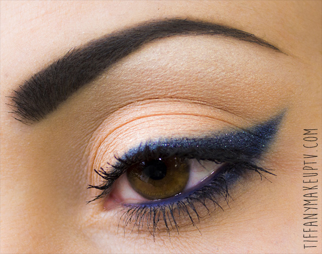 Glittery Blue Eyeliner