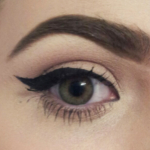 Classic Pin-Up Look