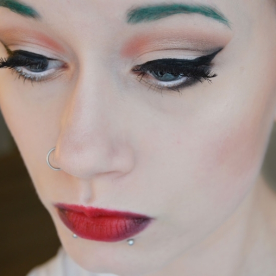 Modern Pin Up Look