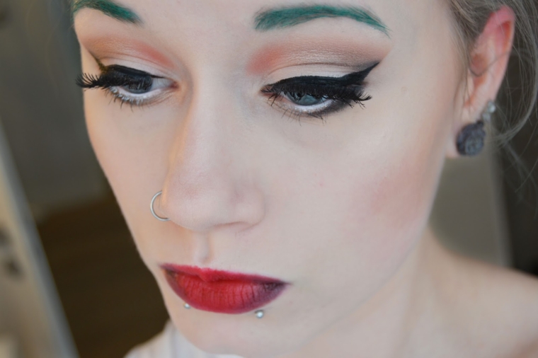 Modern Pin Up Look