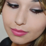 Outlined Simpes and Lipstick Pink