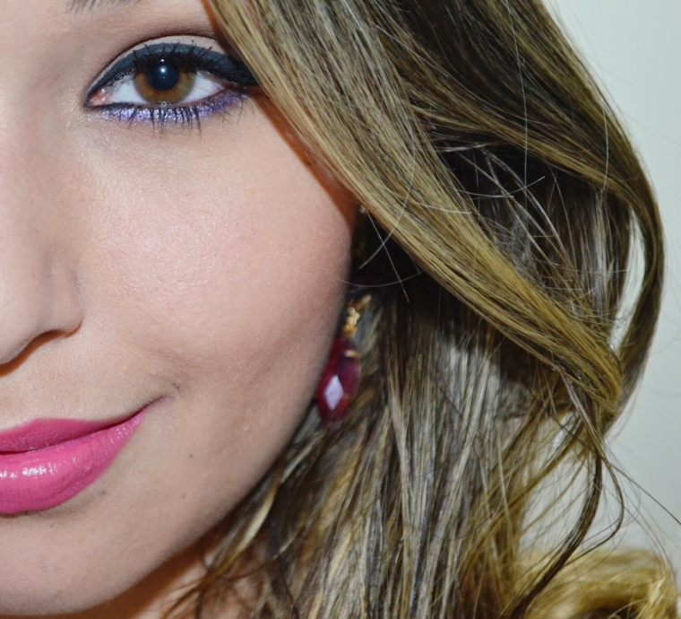 Simple Eyeliner With Pink Lipstick