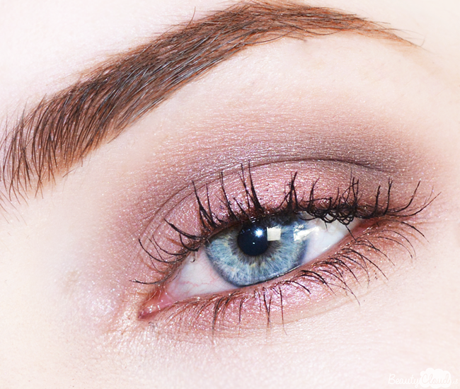 Bright Lips Valentine's Makeup Look