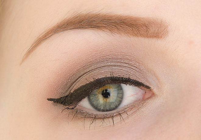 MAC Cinderella Stroke of Midnight Look