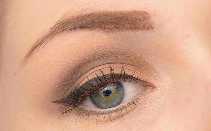 Too Faced Chocolate Bar Look