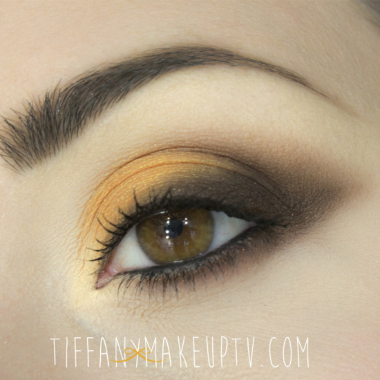 Gold Brown Makeup