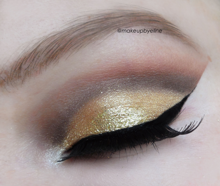 Gold Cut Crease