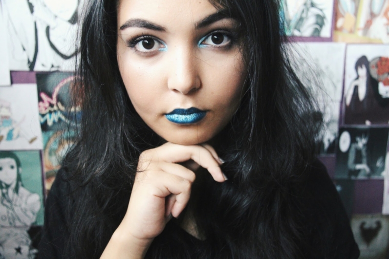 Metallic Blue Lips