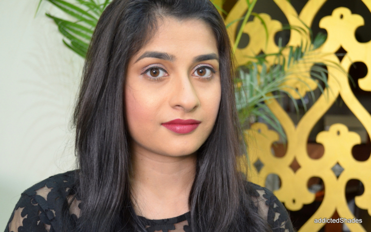 Simple Makeup Look for Christmas Party