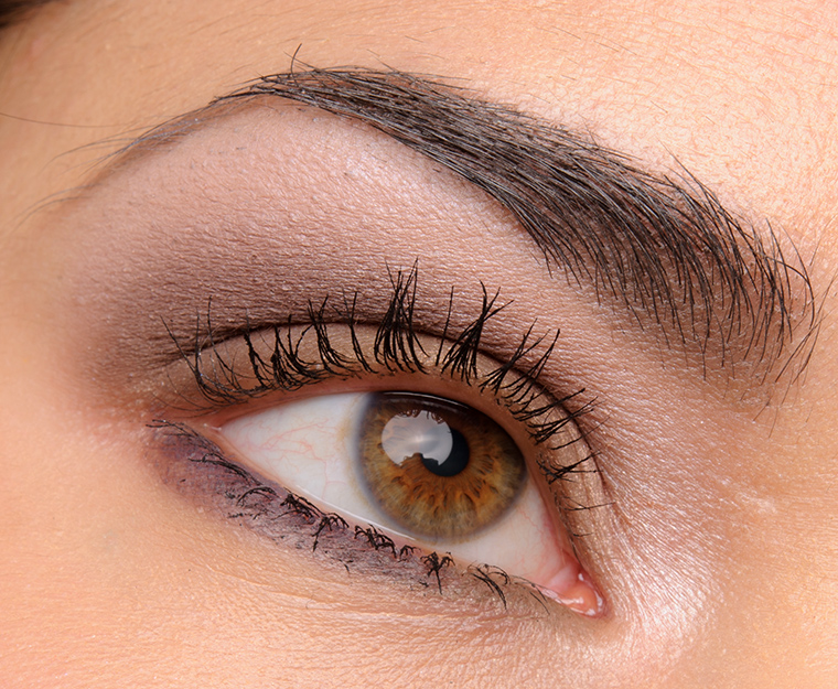 MAC Cooler, Slightly Smoky Neutral Eyeshadow Look
