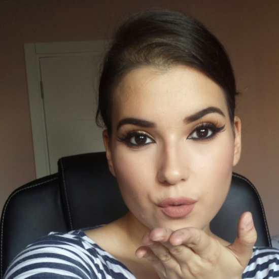 Intense Winged Eyeliner
