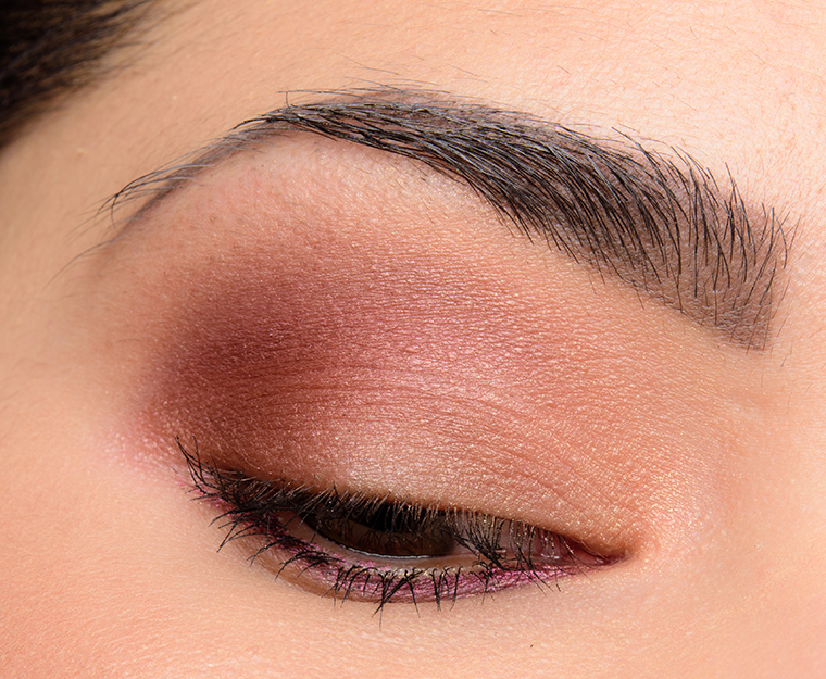 A Peach & Red Look with Surratt Beauty