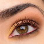 A Yellow & Brown Eye with Too Faced Peanut Butter & Honey