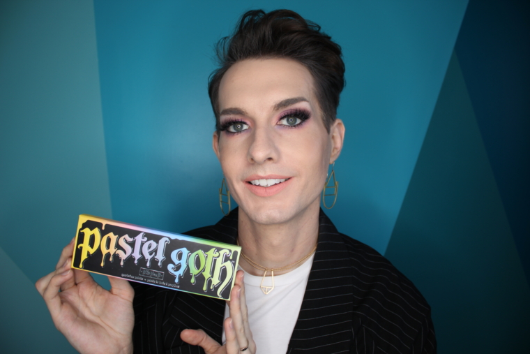 Kat Von D Pastel GOTH