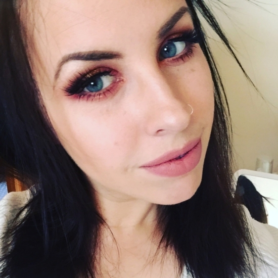 Burgundy/Pink Spotlight Eye