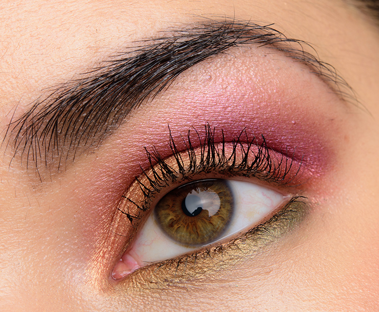 A Summery Look with Tarte Metallics Shadows
